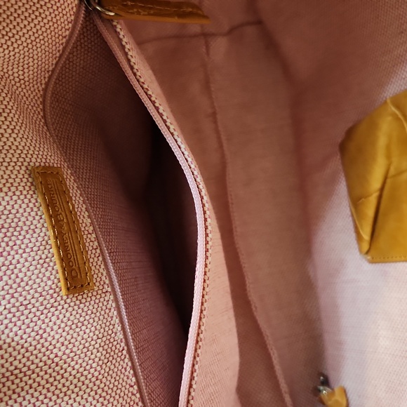 Dooney & Bourke Tan Croc Embossed Leather Shoulder Bag - Picture 15 of 16